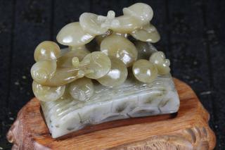 新疆和田糖白玉 蜗牛 摆件 350g