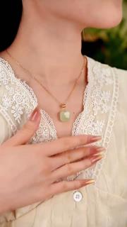 缔晶无事牌和田玉项链女平安扣吊坠玉佩气质高档生日母亲节礼物送妈妈