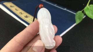 羊脂玉是什么?揭秘和田玉中的顶级存在